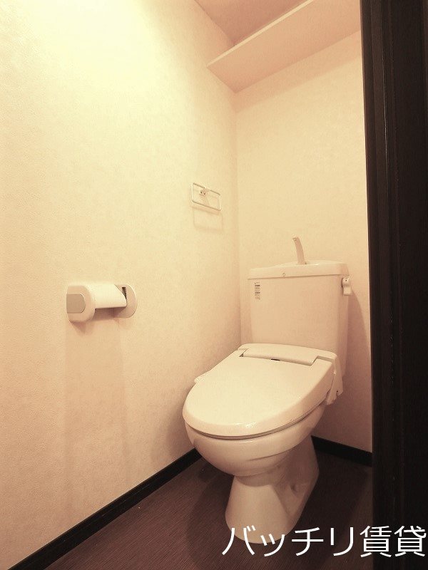 トイレ　画像は別号室イメージの為、現況を優先いたします。