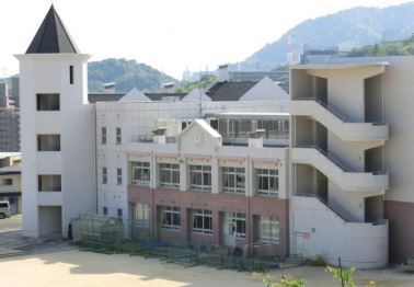 小学校　高須小学校（小学校）まで375m