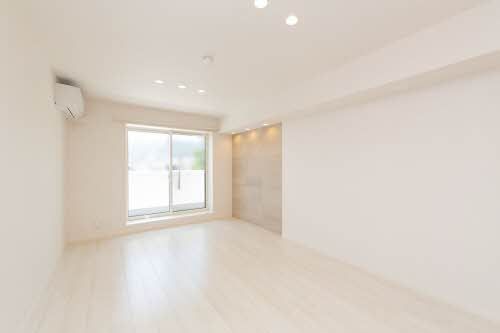 その他設備　シャーメゾンのお部屋へようこそ♪アクセントクロスに間接照明…