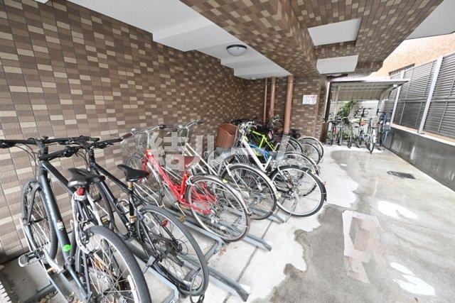 駐車場　駐輪場