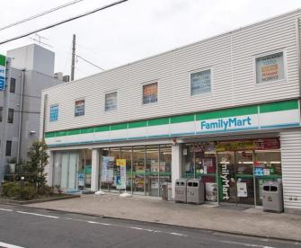 コンビニ　ファミリーマート目黒中町店（コンビニ）まで311m