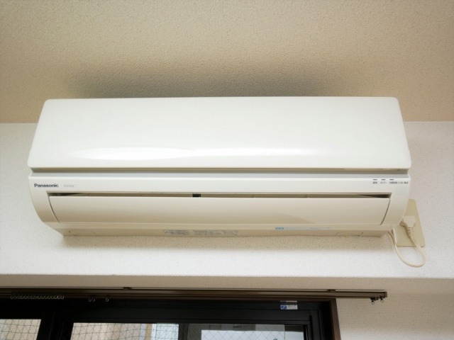 その他設備　インターナショナル上汐　エアコン