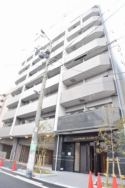 建物外観　スタイリッシュな外観