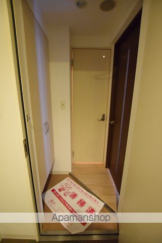 レジディア北二条イーストIIIの玄関写真