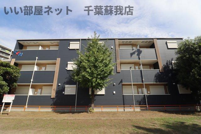 建物外観　不動産屋のイメージを変えたい！『いい部屋ネット千葉蘇我店』へ