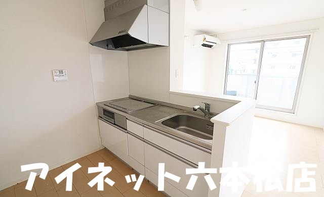 キッチン　毎日料理したくなるキッチンです