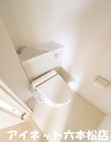 トイレ　落ち着く空間ですね。