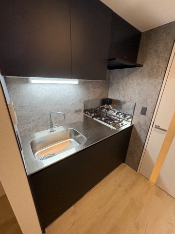 キッチン　※同間取り別部屋の参考写真です