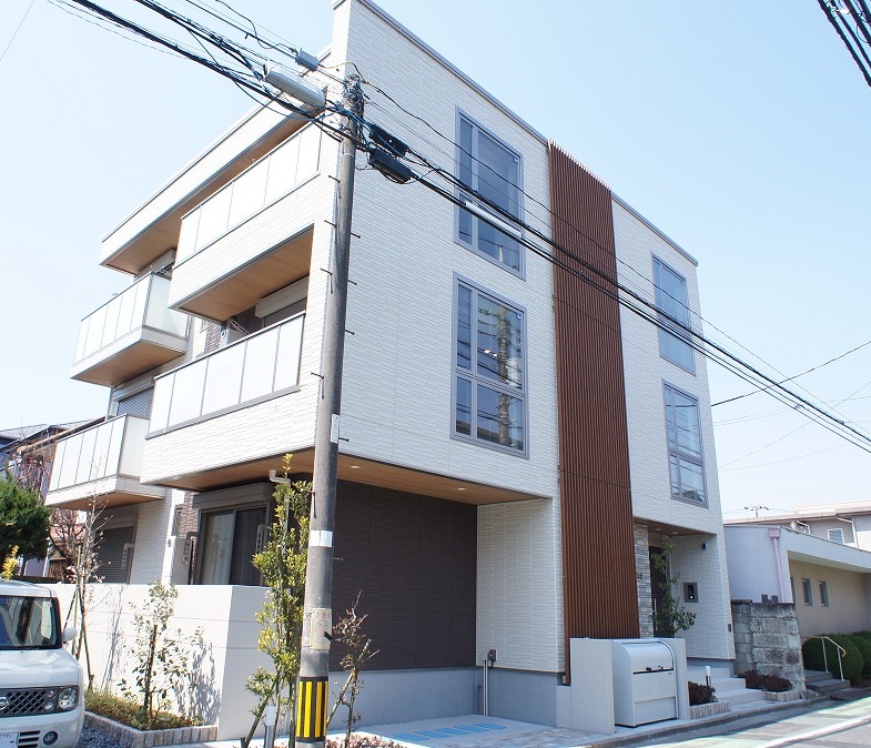 建物外観　オートロック付１LDKマンション