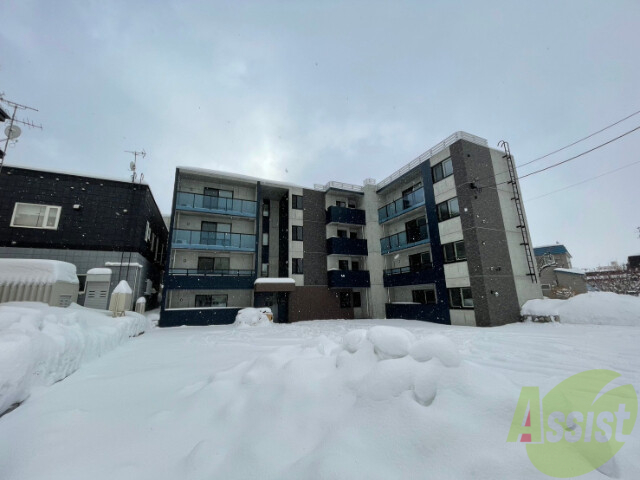建物外観　北郷３条「Ｒｅｓｉｄｅｎｃｅ　ＬｅａＬｅａ」完成予想パース
