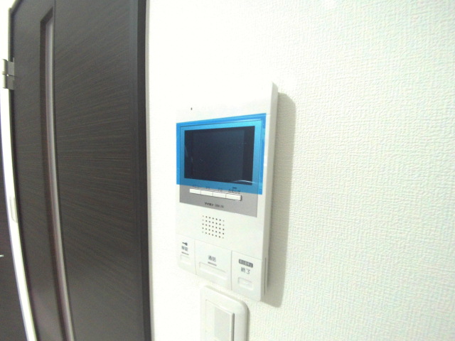 セキュリティ　防犯面も安心、オートロック連動のTVモニターホン付き