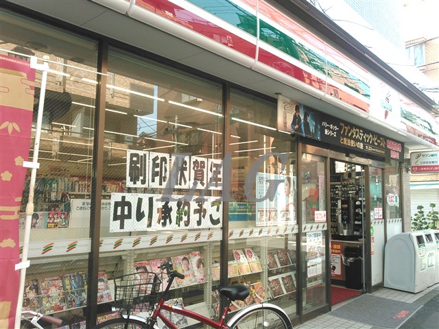 コンビニ　セブンイレブン南新小岩店（コンビニ）まで607m