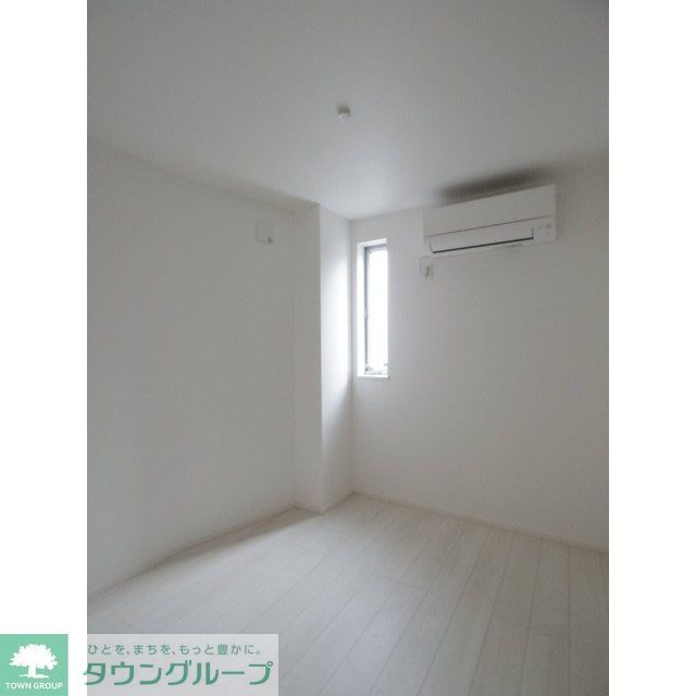 その他　洋室4帖