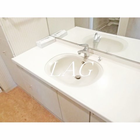 洗面設備　洗面台です。