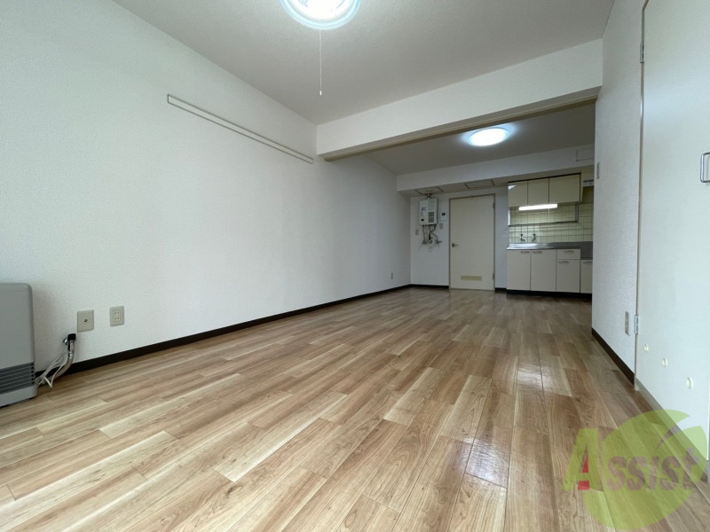 居室・リビング　広くてキレイなお部屋が広がっていて、充実した生活が送れそう。