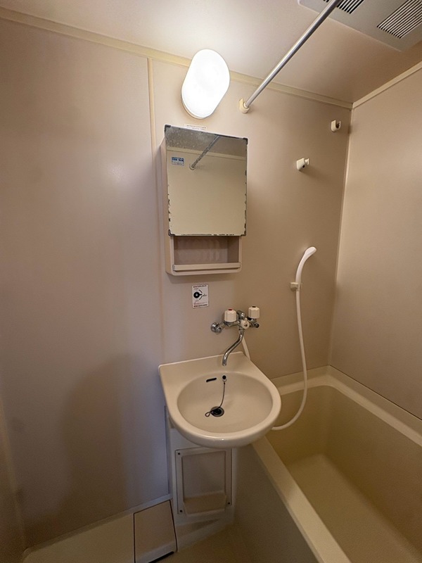 洗面設備　別部屋参考写真