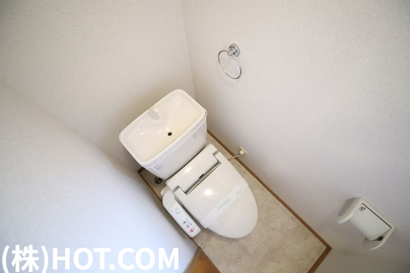 地下鉄七隈線 六本松駅 徒歩9分 2階建 築21年のトイレ写真