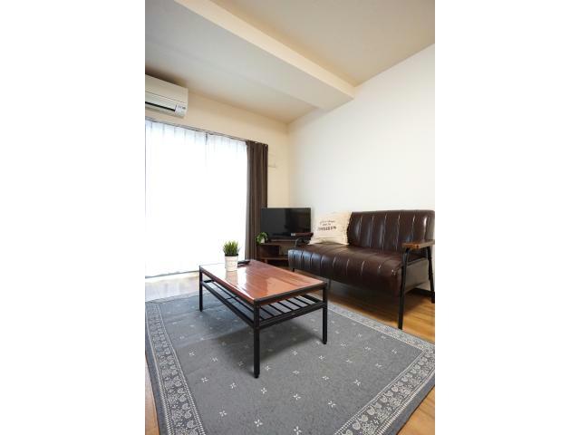 居室・リビング　各部屋にエアコンと照明器具ついています