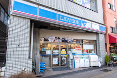 コンビニ　ローソン 西巣鴨駅前店（コンビニ）まで81m