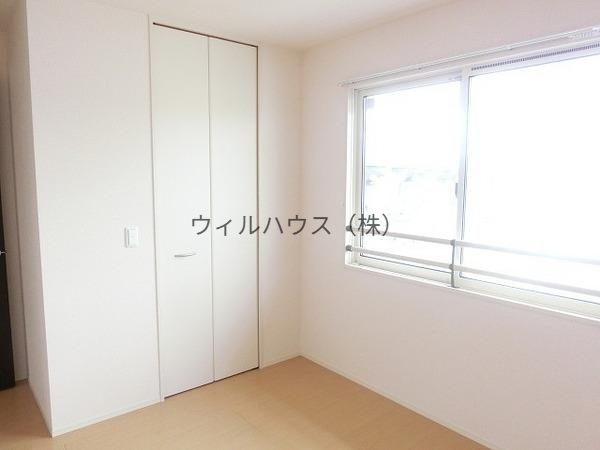 その他部屋・スペース　明るい洋室！