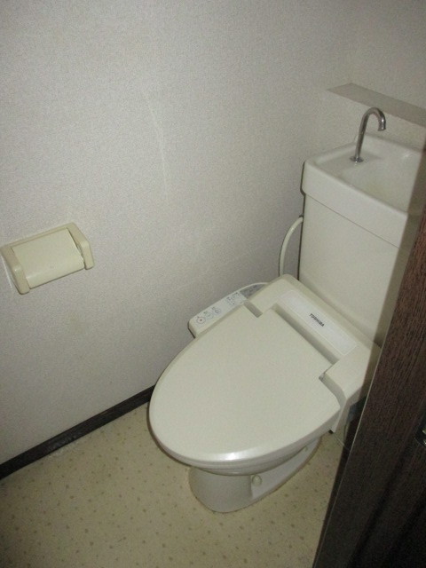 エステート90のトイレ写真