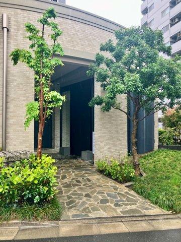 エントランス　建物の内部です