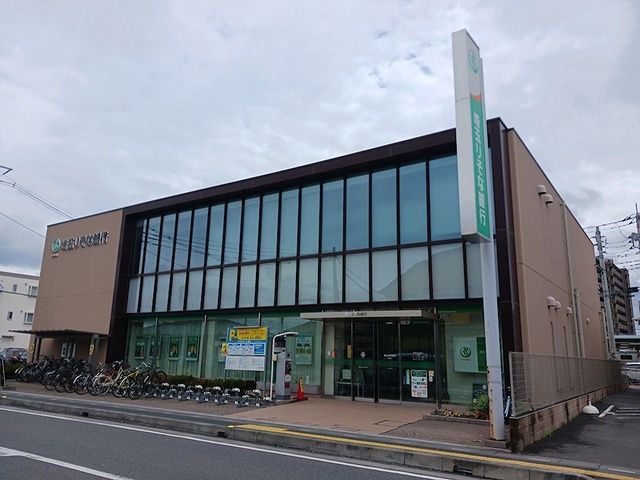 銀行　埼玉りそな銀行　籠原店（銀行）まで1300m