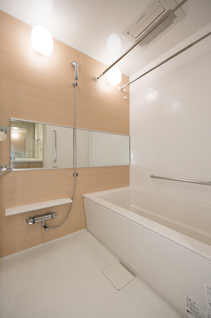 バス・シャワールーム　※写真は同タイプ住戸です。