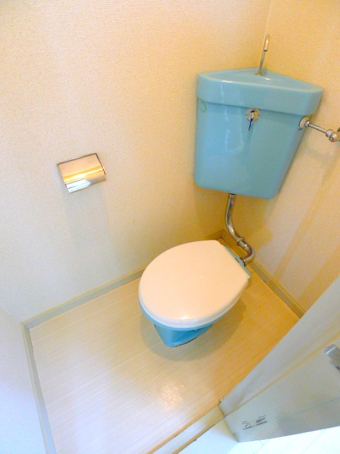 地下鉄桜通線 吹上駅 徒歩5分 4階建 築45年のトイレ写真