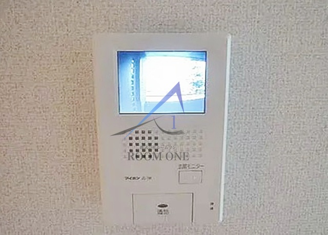 セキュリティ　モニター付きインターホンです。