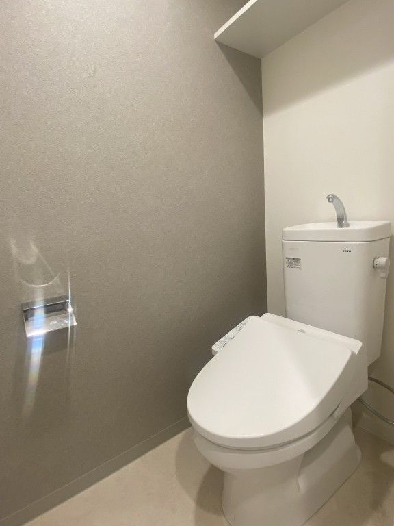 阪急神戸線 中津駅 徒歩8分 7階建 築4年のトイレ写真