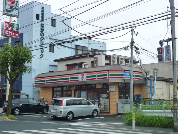 コンビニ　セブンイレブン（コンビニ）まで94m