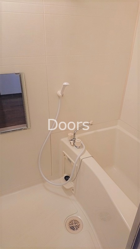 岡山電軌清輝橋線 清輝橋駅 徒歩17分 4階建 築32年の風呂写真