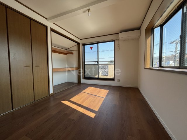 横浜市港北区小机町戸建の内装写真