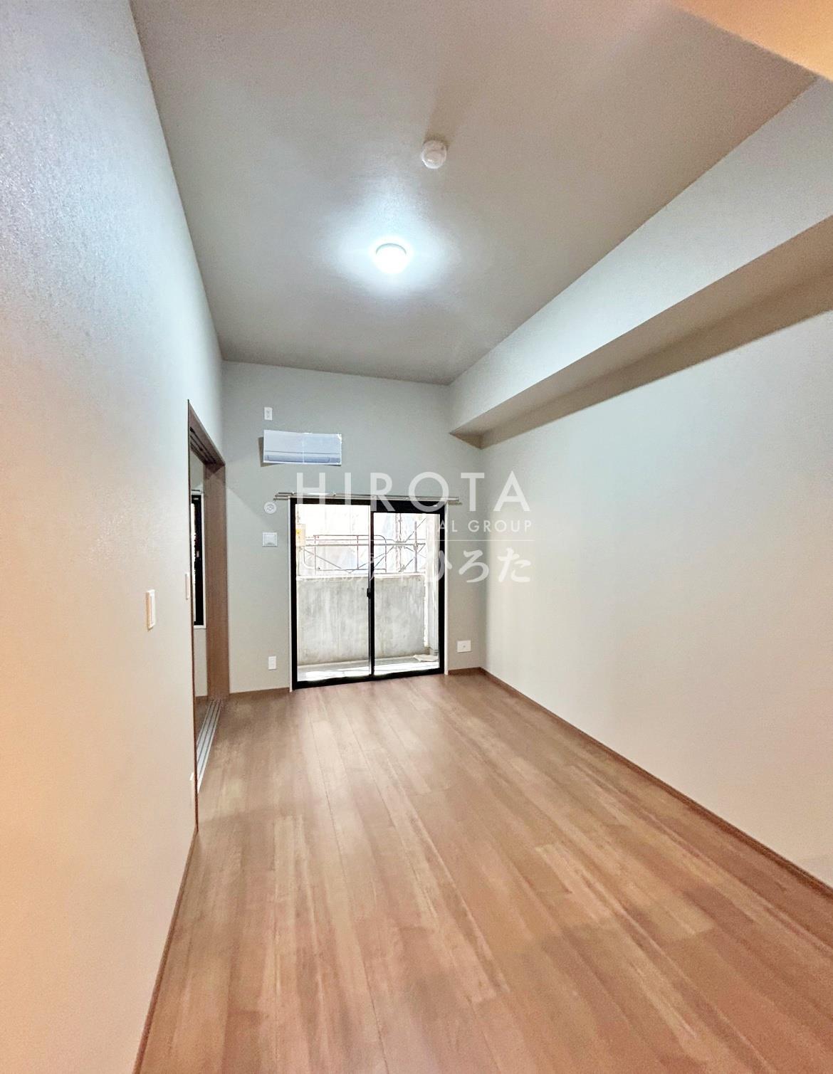居室・リビング　※建築中のため同タイプ部屋のお写真です
