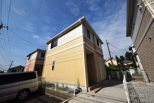 建物外観　★築浅賃貸戸建！設備・収納充実★