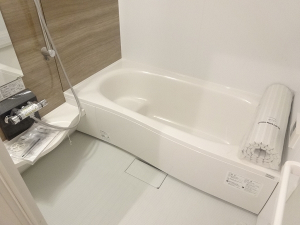 バス・シャワールーム　一日の疲れを癒してください