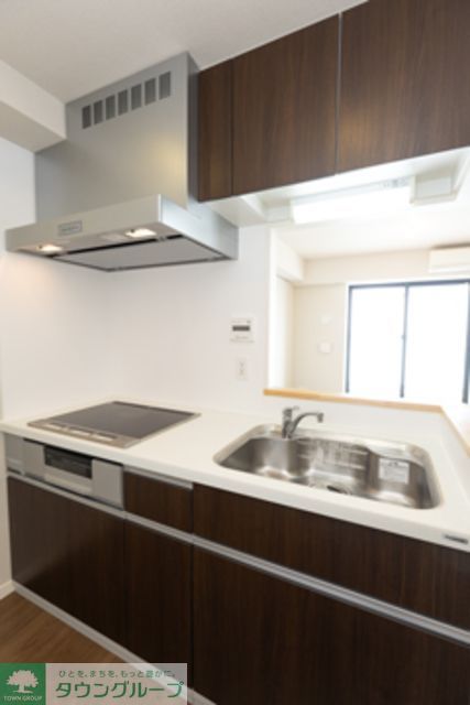 キッチン　※写真は同タイプ住戸です。