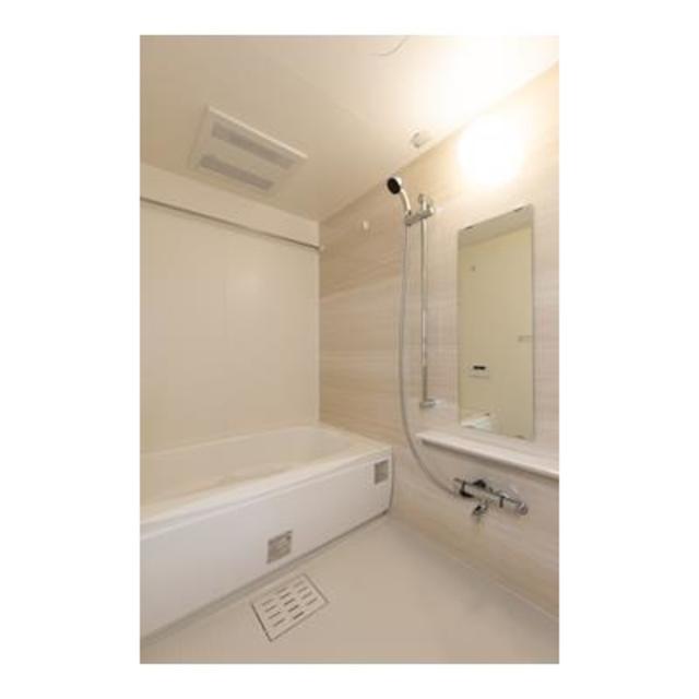 バス・シャワールーム　※写真は同タイプ住戸です。