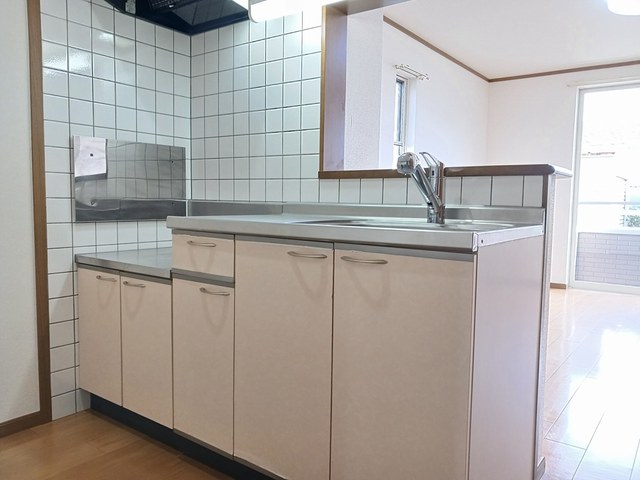 薩摩川内市 2階建 築24年のキッチン写真