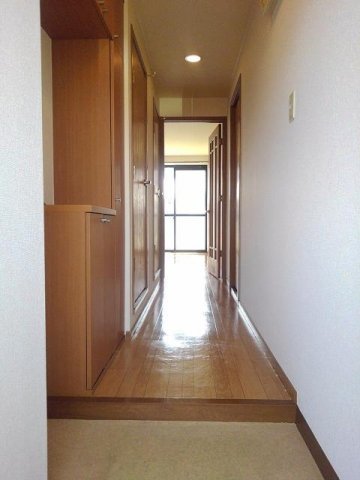 玄関　明るい玄関です