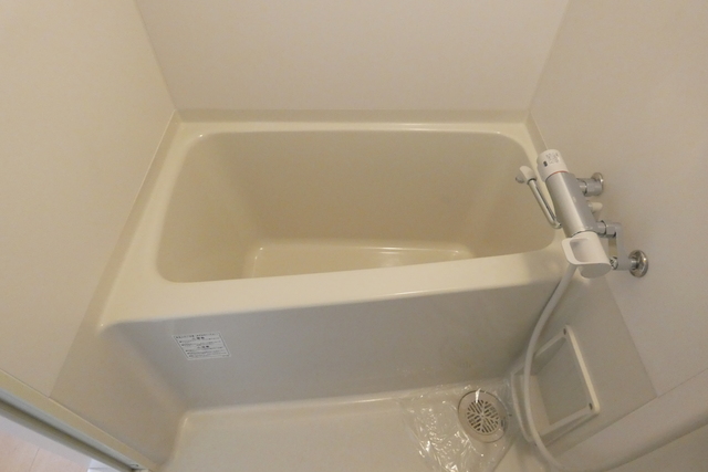 バス・シャワールーム　※同物件別部屋の参考写真です。