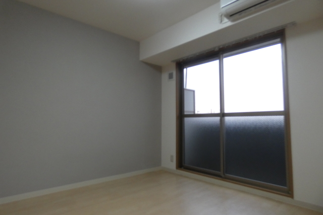 居室・リビング　※同物件別部屋の参考写真です。