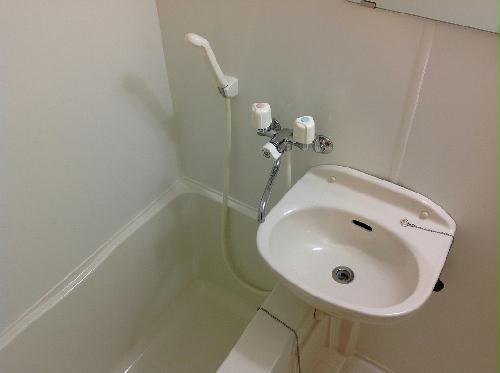 バス・シャワールーム　浴室乾燥機付き