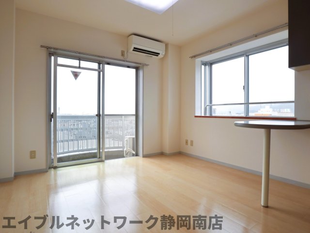 静清第3ハイツの居間写真