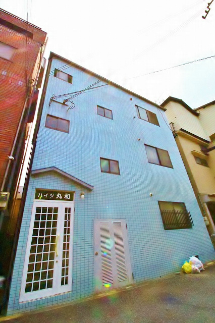 大阪市住之江区泉のマンションの建物外観
