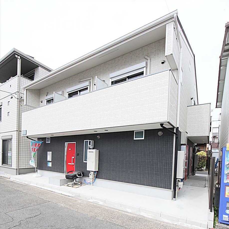 名古屋市南区白水町のアパートの建物外観
