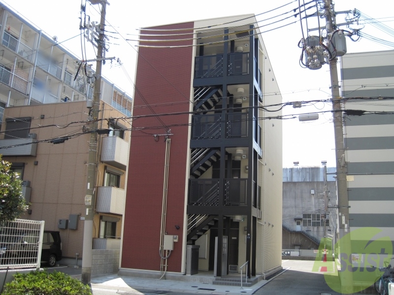神戸市兵庫区島上町のマンションの建物外観