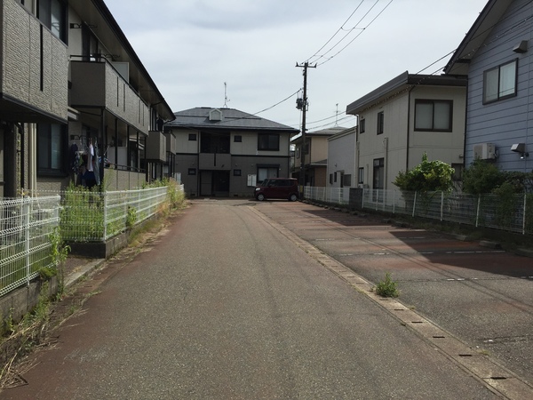 【ハイカムールＤＡＩＥＩ　Ａ棟の駐車場】