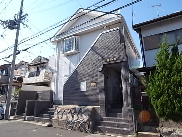 ヒルズパレス神戸塩屋の建物外観